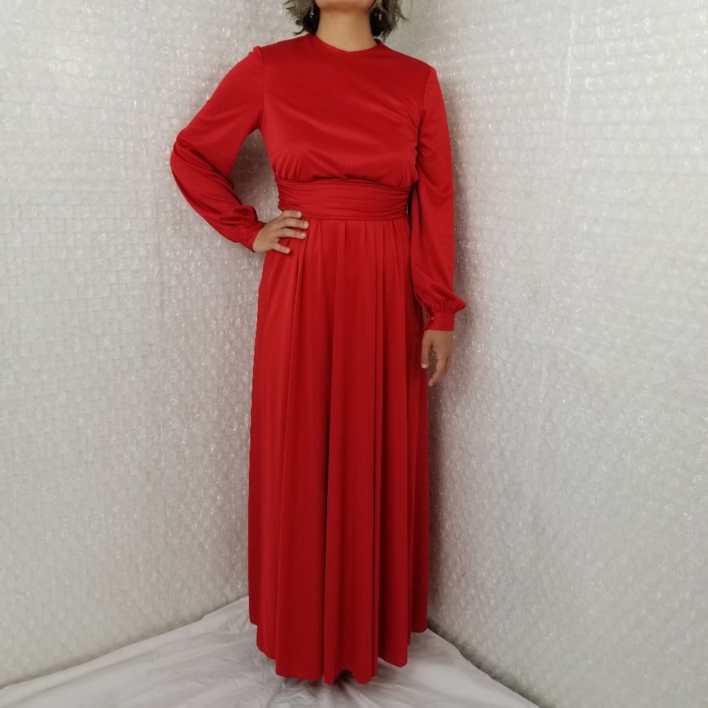 SOLD🌈1970s red polyester vampire maxi dress - Picture 1 of 7